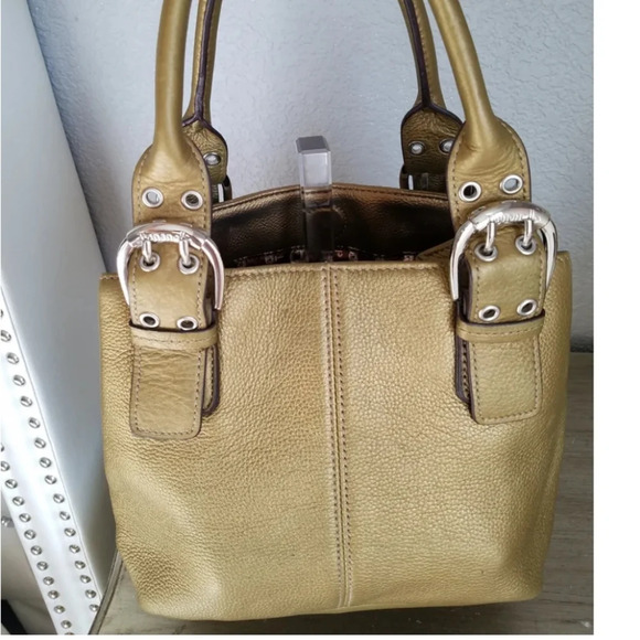 Vintage Handbags - Vintage TIGNANELLO Pebbled Genuine gold leather. Wrist hand satchel.